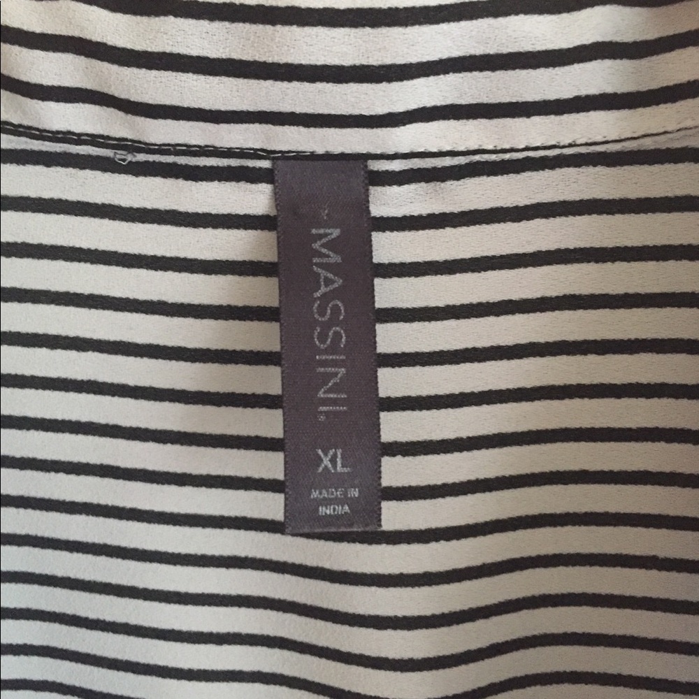 Button down top - Picture 3 of 3